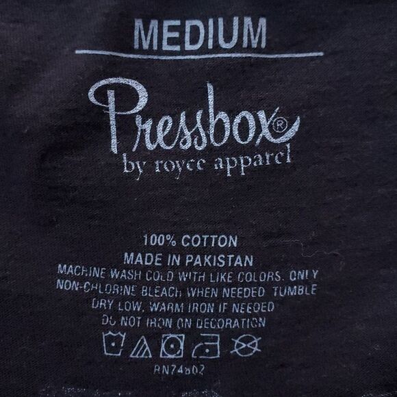 App State Mountaineers T Shirt Mens M Appalachian V Neck 100% Cotton Black NWT - Picture 5 of 16